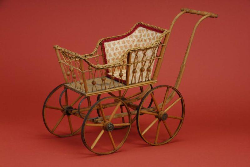 Appraisal: Victorian Wicker Baby Carriage America ca an open wicker body