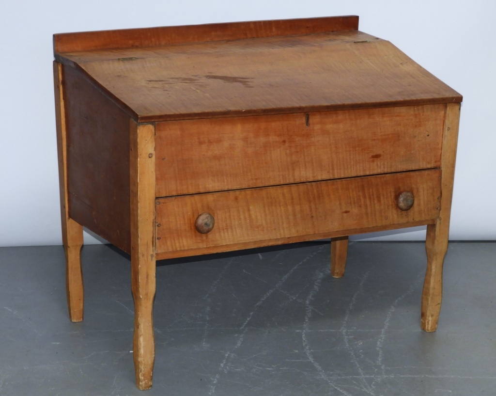 Appraisal: C NE TIGER MAPLE SLANT TOP PLANTATION DESK New England