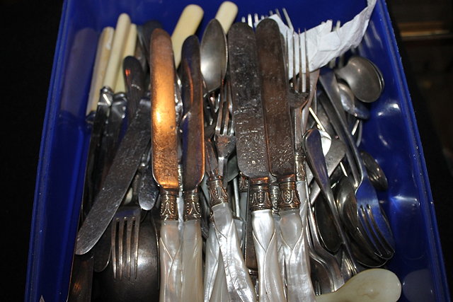 Appraisal: A LARGE COLLECTION OF MISCELLANEOUS SILVER PLATED CUTLERY including mother