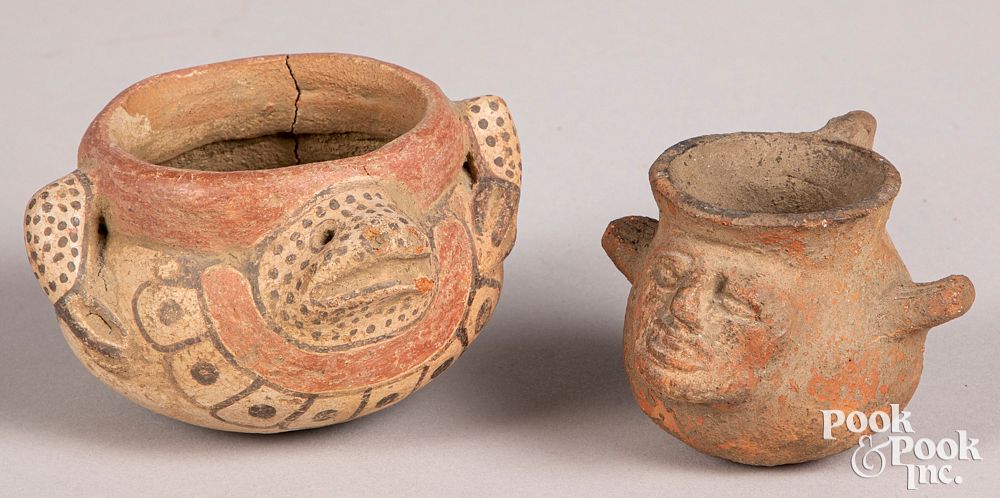 Appraisal: Two small Meso-American clay effigy pots Two small Meso-American clay