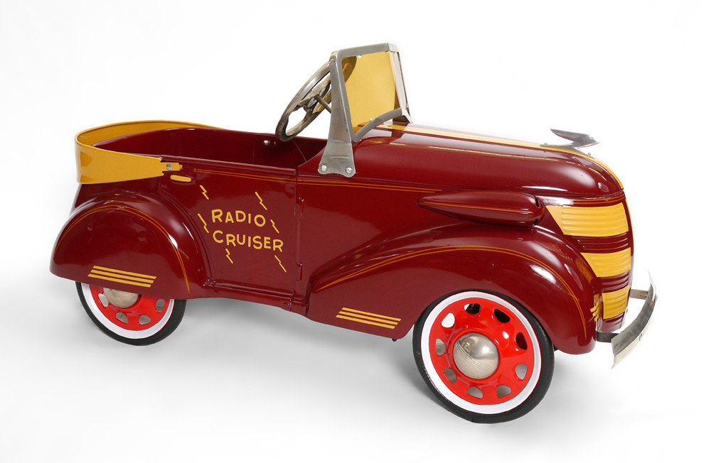 Appraisal: GENDRON SKIPPY PEDAL CAR Professionally restored ''Radio Cruiser'' won Best