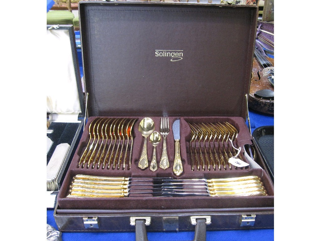 Appraisal: Gold plated cutlery set in case