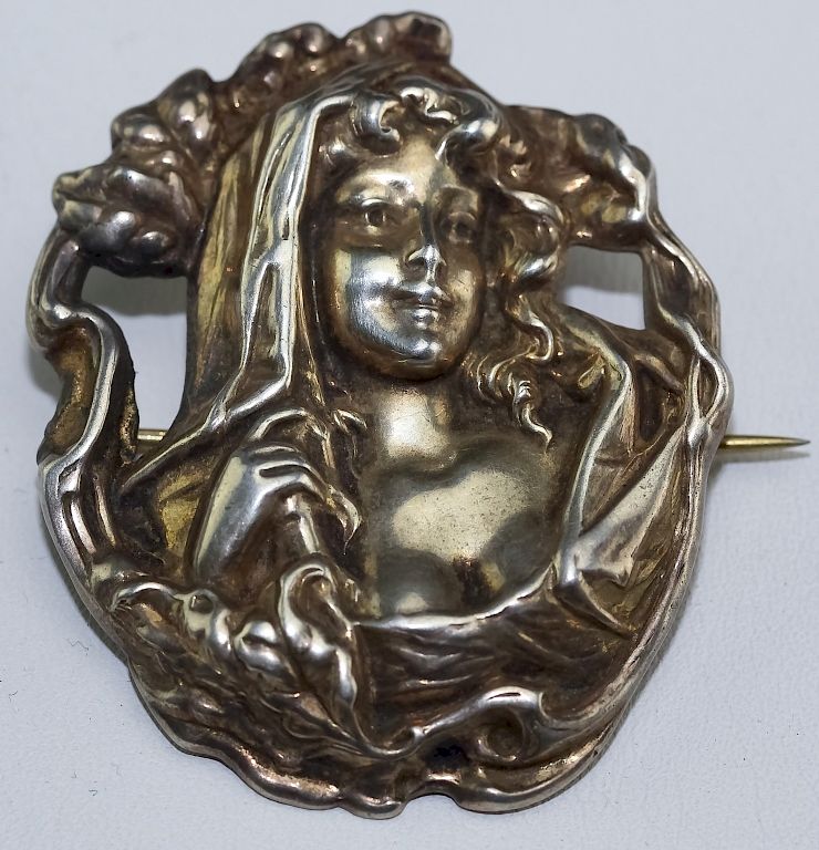 Appraisal: William Link Art Nouveau Sterling Silver Pin Designer signed William