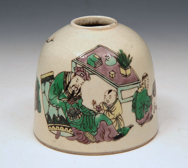 Appraisal: A CHINESE SAN CAI BEE-HIVE SHAPED WATER POT FAMILLE VERTE