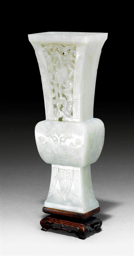 Appraisal: JADE VASE China th th c H cm Light green