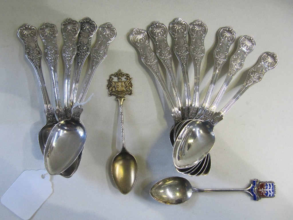 Appraisal: Lot comprising set of twelve Victorian silver spoons Glasgow and