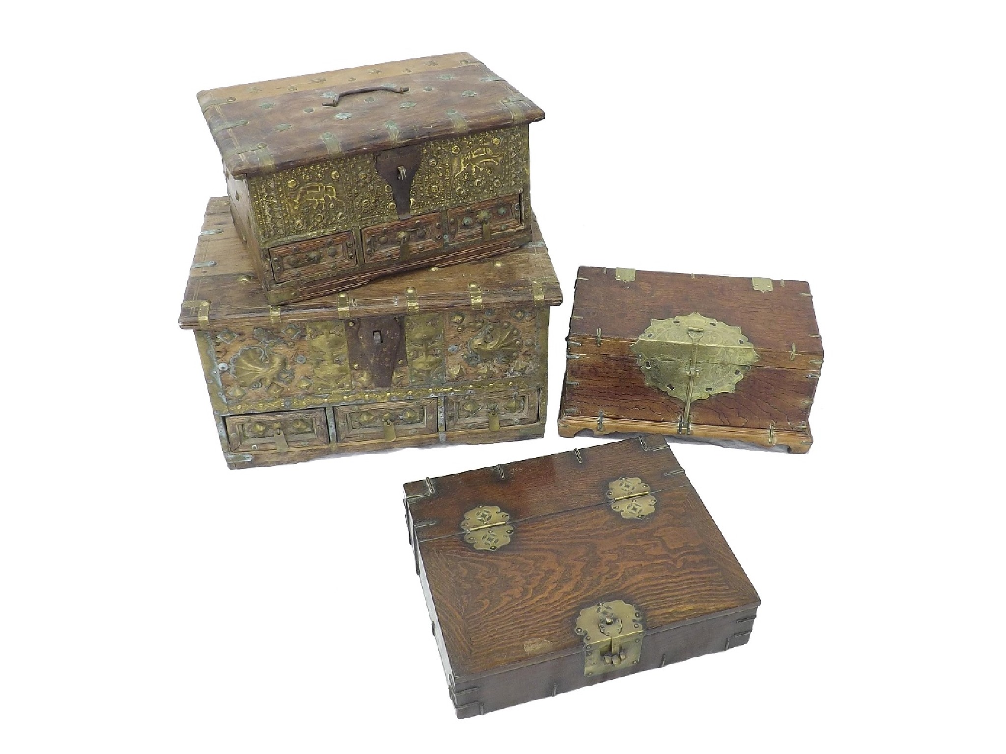 Appraisal: Eastern oak brass bound rectangular box the hinged lid opening