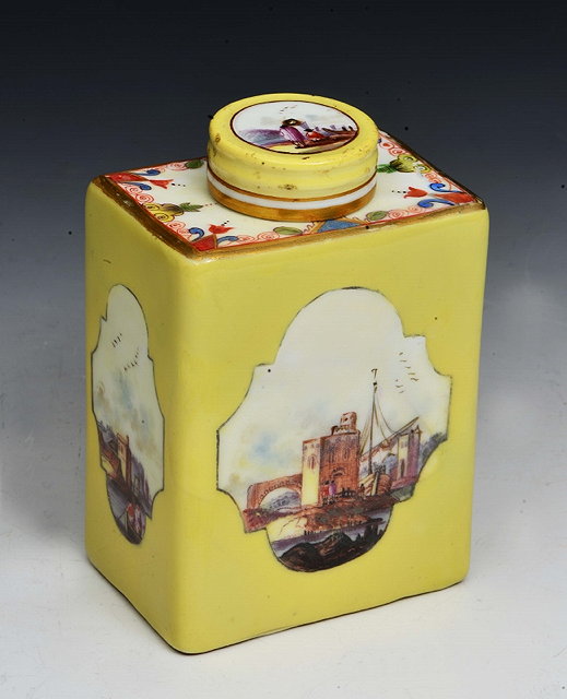 Appraisal: A MEISSEN YELLOW GROUND TEA CADDY AND COVER of square