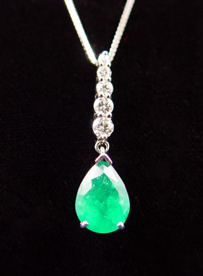 Appraisal: CT EMERALD PENDANT WITH DIAMONDS K white gold mounting The