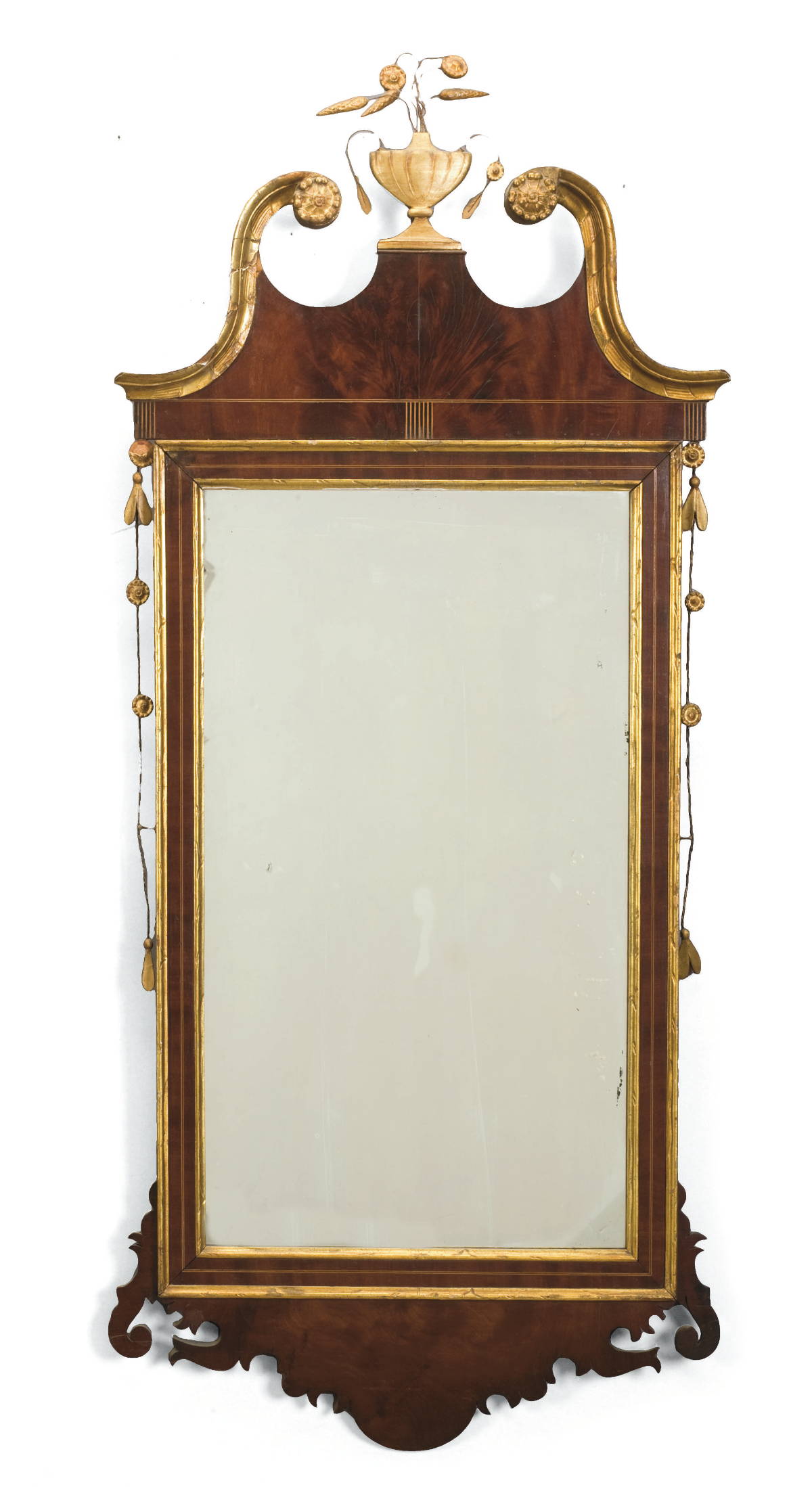 Appraisal: NEW YORK FEDERAL MAHOGANY AND PARCEL-GILT WALL MIRROR The swan