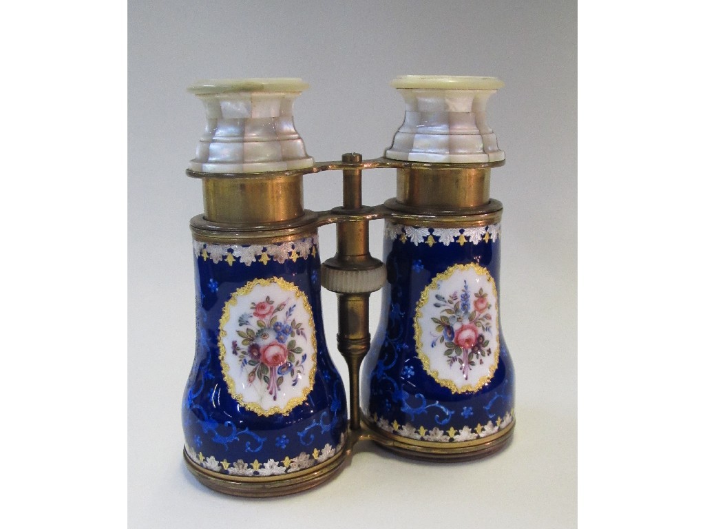 Appraisal: A pair of Paris enamel opera glasses the eye pieces