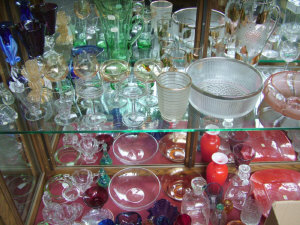 Appraisal: Collection of English and continental clear and coloured glass to