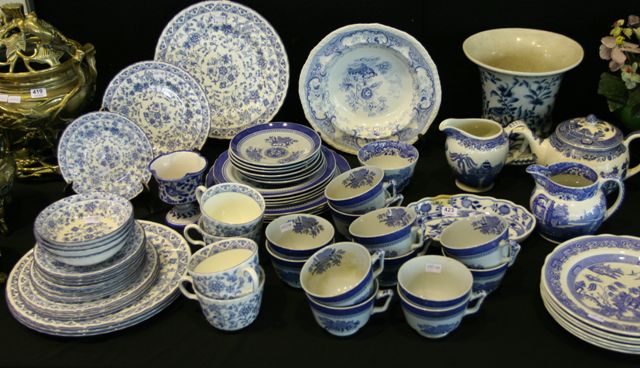 Appraisal: A large collection of English and Continental blue and white