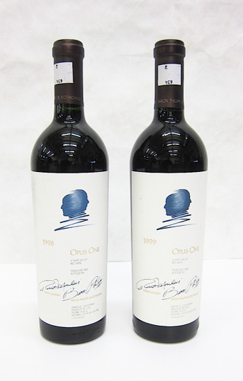 Appraisal: TWO BOTTLES OF VINTAGE OPUS ONE CALIFORNIA BORDEAUX BLEND Napa