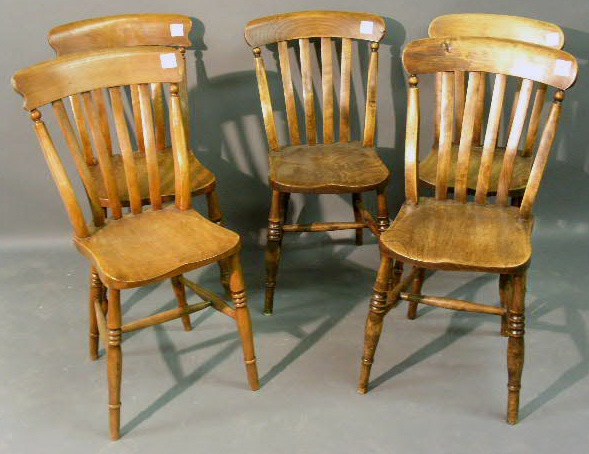 Appraisal: Group of five English oak side chairs tallest- h x