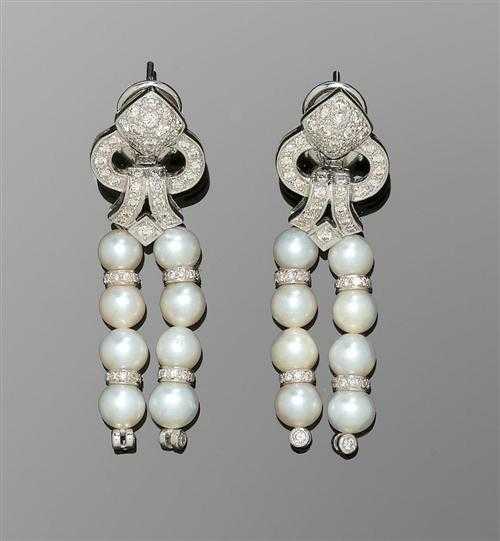 Appraisal: PEARL AND DIAMOND PENDANT EARRINGS White gold Decorative elegant clip