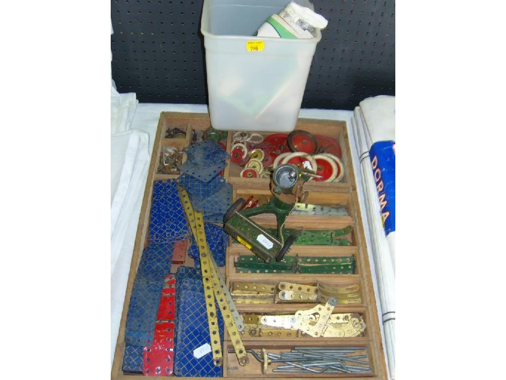 Appraisal: A quantity of Meccano together with instruction booklets and an