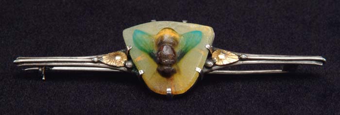 Appraisal: A WALTER BROOCH Wonderful A Walter pate de verre brooch