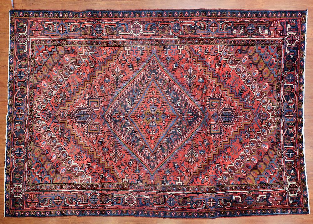 Appraisal: Persian Herez rug approx x Iran modern Condition Excellent condition