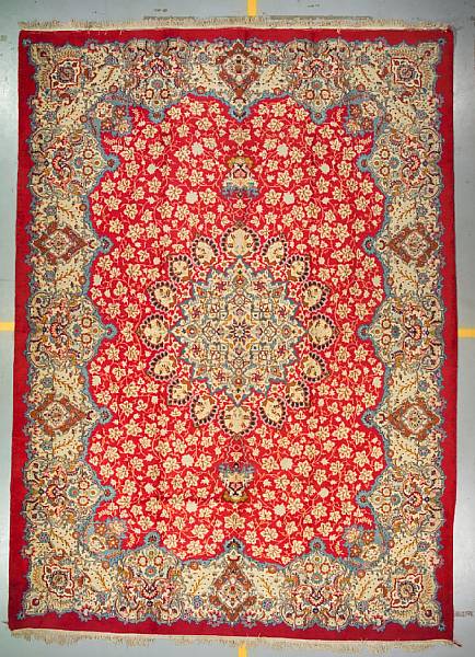 Appraisal: A Kashan carpet Central Persia circa size approximately ft in