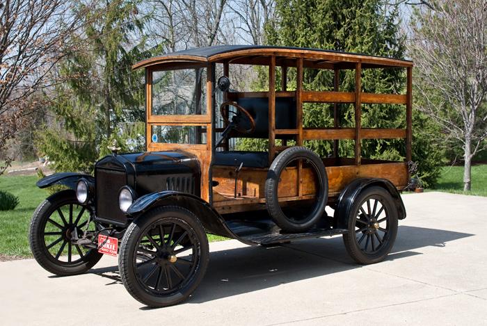 Appraisal: FORD MODEL T DEPOT DELIVERY TRUCK Vehicle Appears original and