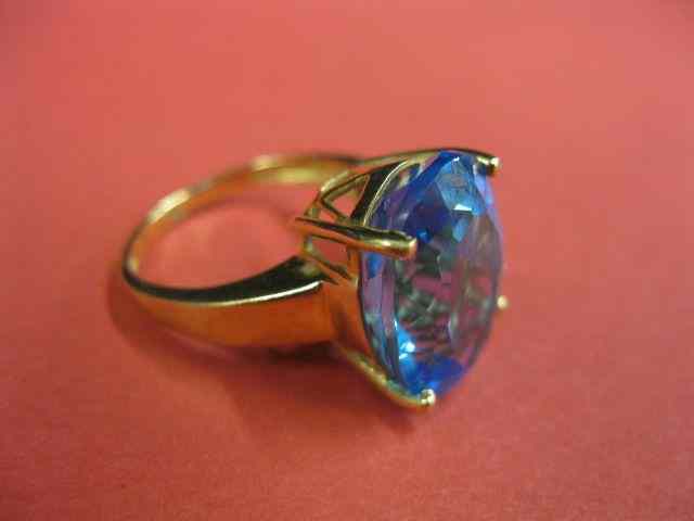 Appraisal: Blue Topaz Ring carat oval London blue gem in k