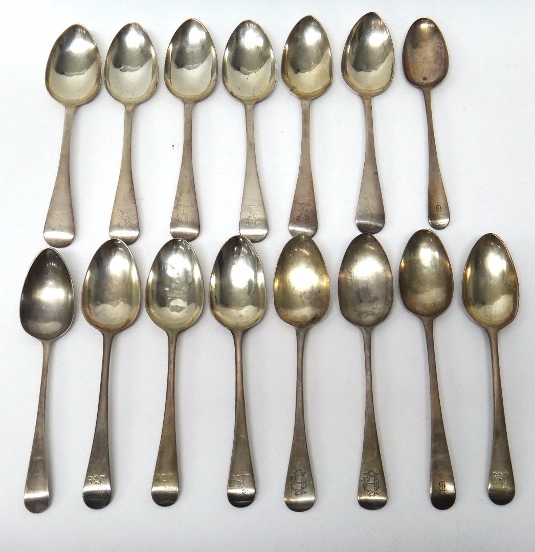 Appraisal: Fifteen Old English pattern silver tablespoons comprising six London four