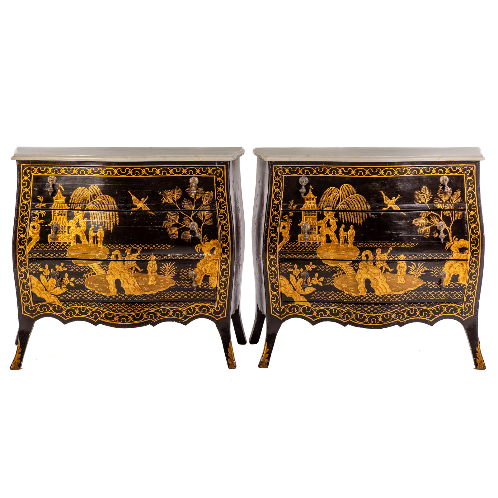 Appraisal: A PAIR OF CHINOISERIE JAPPANED BOMBE COMMODES th century shaped