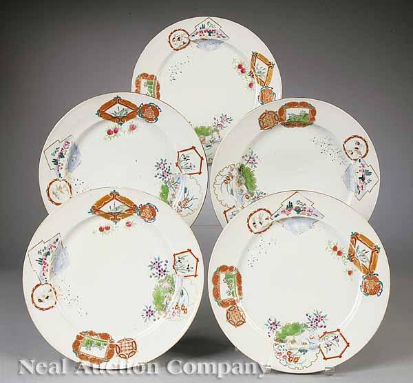 Appraisal: Five Japanese Export Porcelain Dinner Plates late th early th