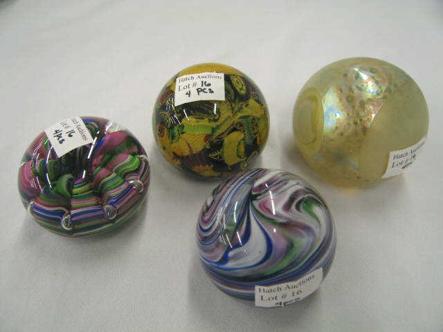 Appraisal: Art Glass Pperweights including Gibson