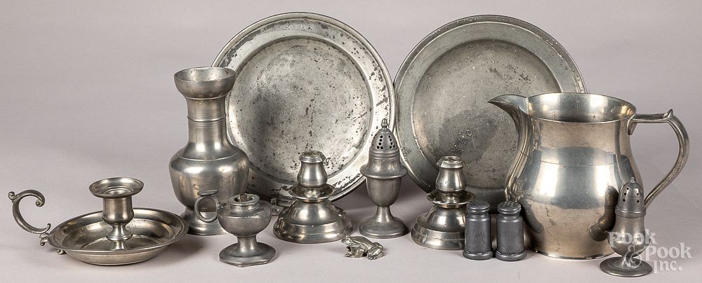 Appraisal: Group of pewter th th c Group of pewter th