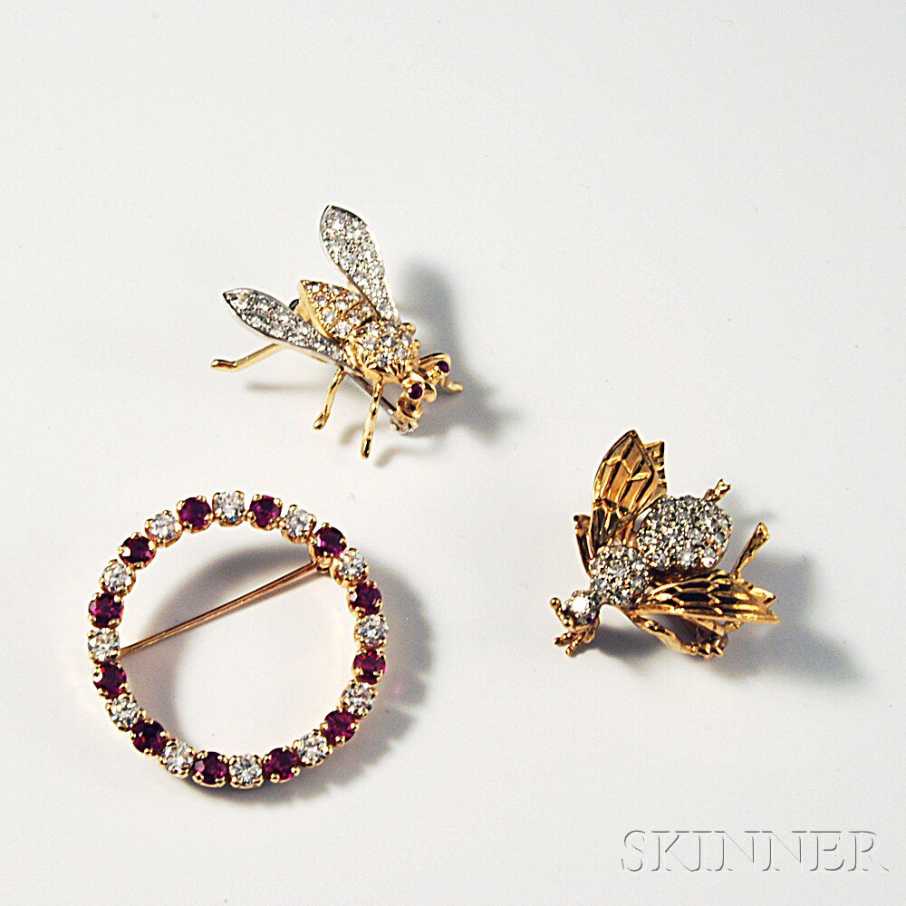 Appraisal: Three Gold Gem-set Pins an kt gold and diamond bee