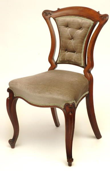 Appraisal: A PAIR OF VICTORIAN CABRIOLE LEG DINING CHAIRS