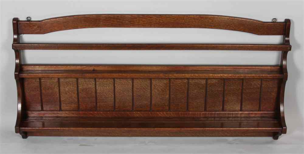 Appraisal: ENGLISH OR AMERICAN PROVINCIAL STYLE OAK PLATE RACK of rectangular