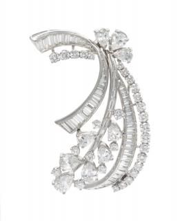 Appraisal: A Platinum and Diamond Spray Brooch dwts A Platinum and