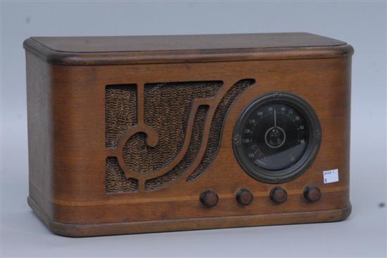 Appraisal: VINTAGE CASED WOOD RADIO Property from the home of Westport