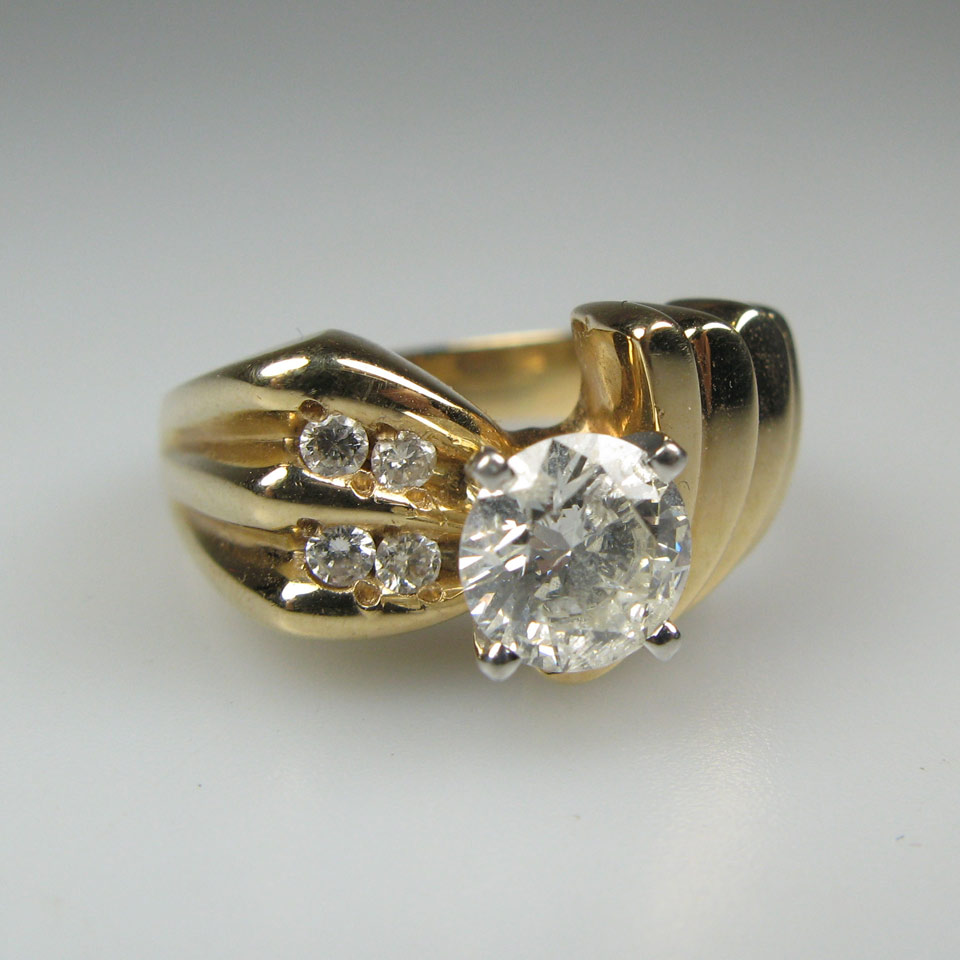 Appraisal: k Yellow Gold And Platinum Ring set with a brilliant