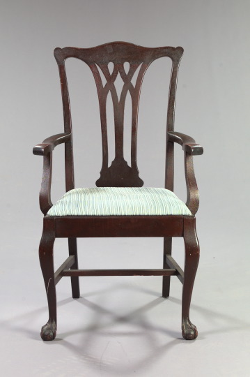 Appraisal: Chippendale-Style Mahogany Carver's Chair ca with a pierced central splat