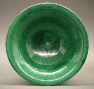 Appraisal: Chinese crackle glaze bowl A Chinese Green Crackle glaze bowl