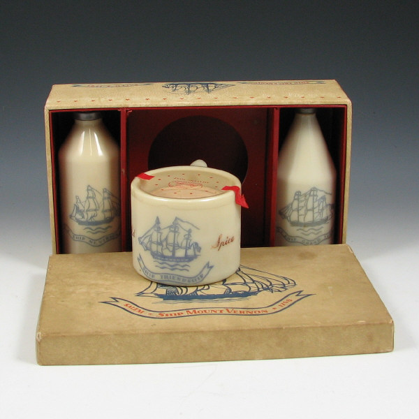 Appraisal: Hull Old Spice Shaving Set - Mint in Box Old