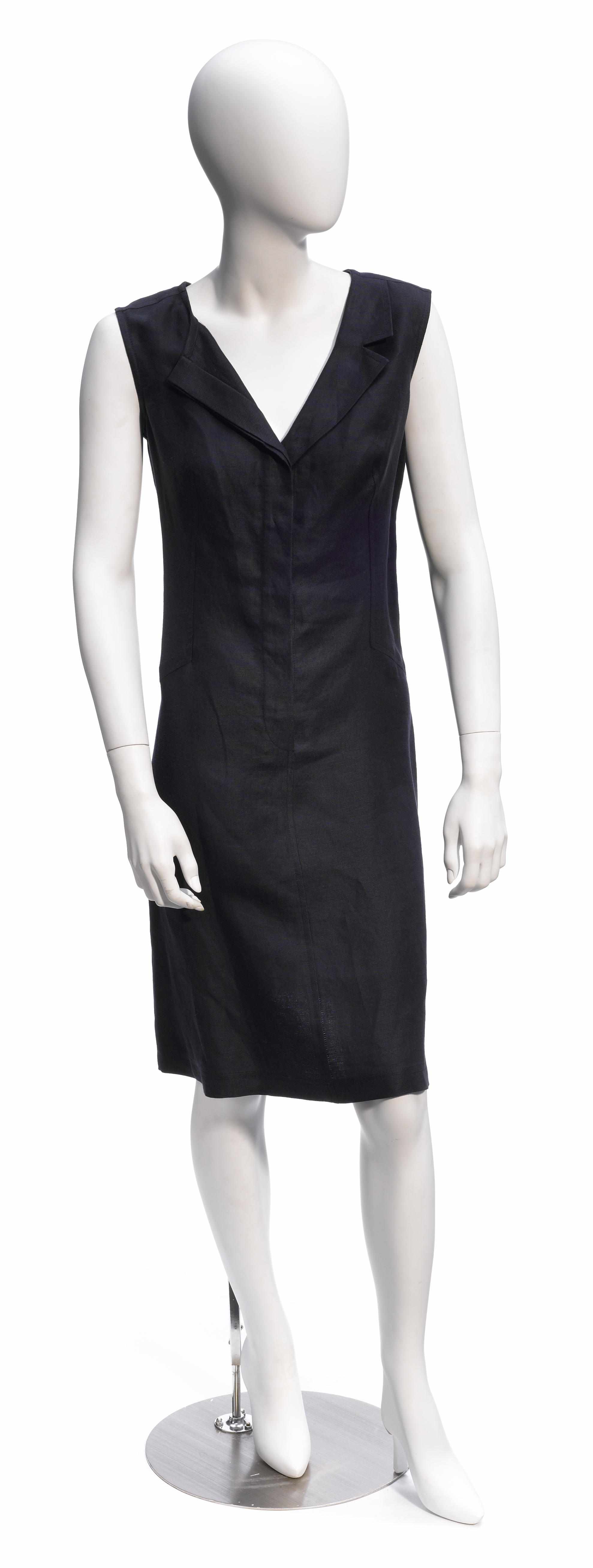 Appraisal: A Chanel navy sleeveless linen dress size together with a