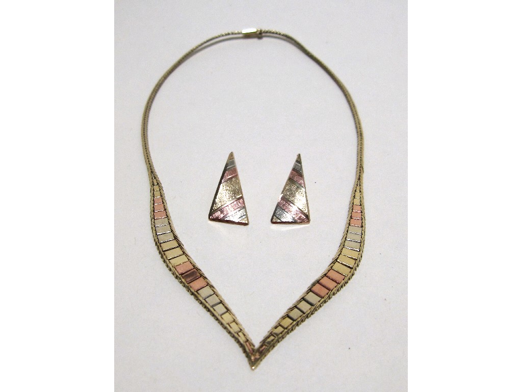 Appraisal: Ten carat tri colour gold necklet with matching earrings Approx