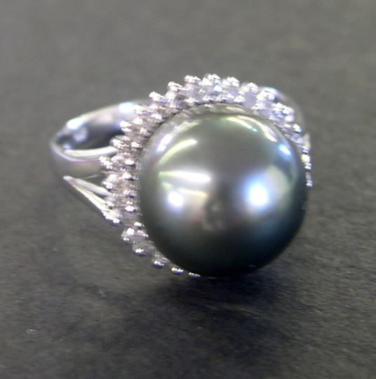 Appraisal: Fourteen-Karat White Gold Black Tahitian Pearl and Diamond Ring containing