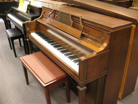 Appraisal: YAMAHA M WALNUT PIANO numbered with bench - Provenance Gordon