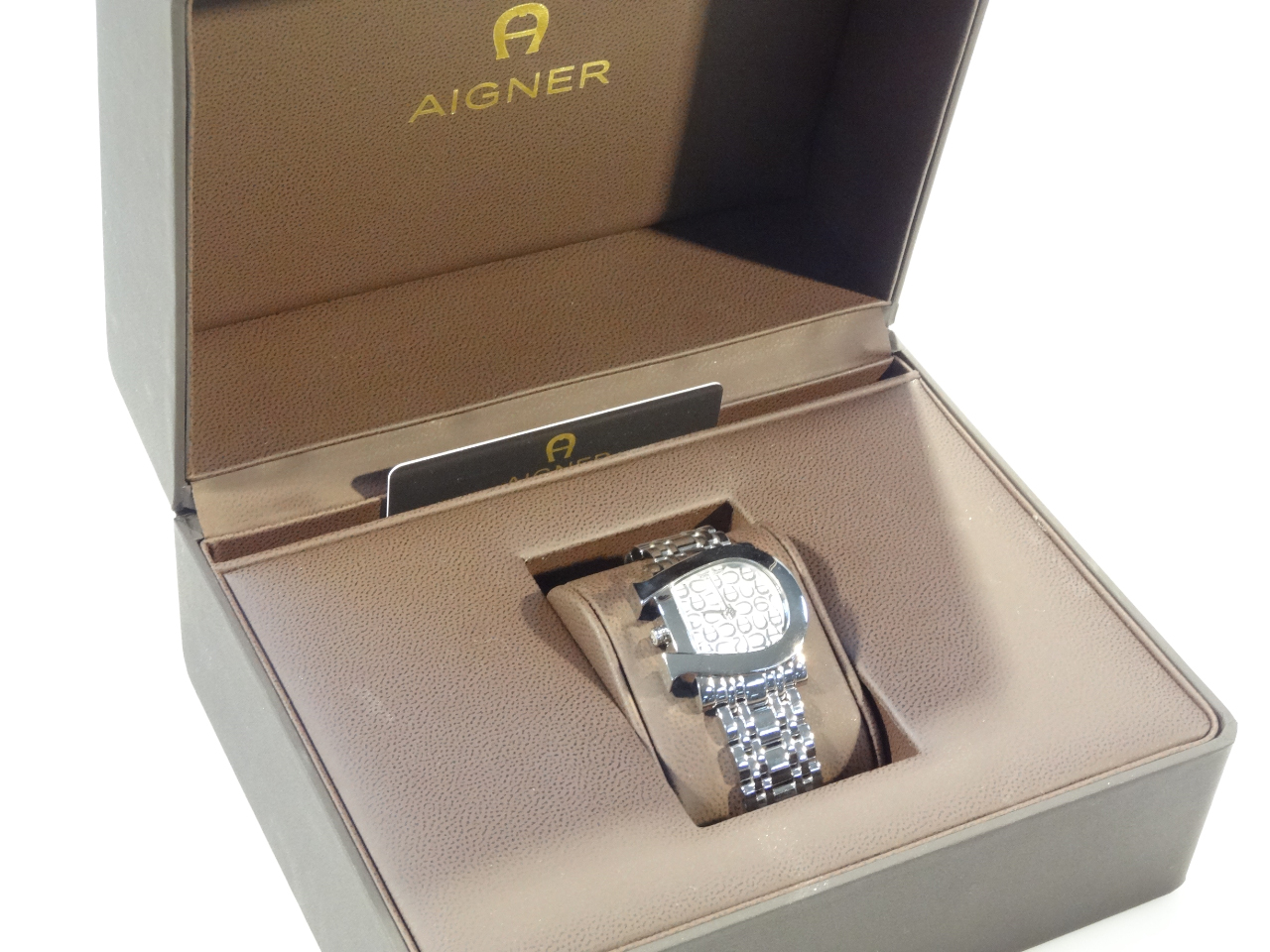 Appraisal: An Aigner Swiss made wristwatch with chrome plated bracelet and