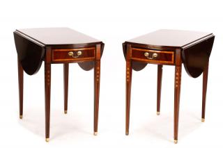 Appraisal: Pair Federal Style Mahogany Pembroke Side Tables American mid to