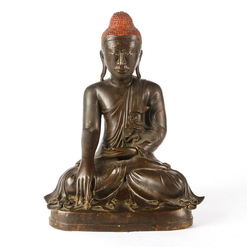 Appraisal: LARGE TH C BURMESE MANDALAY BRONZE BUDDHA Buddha sitting in