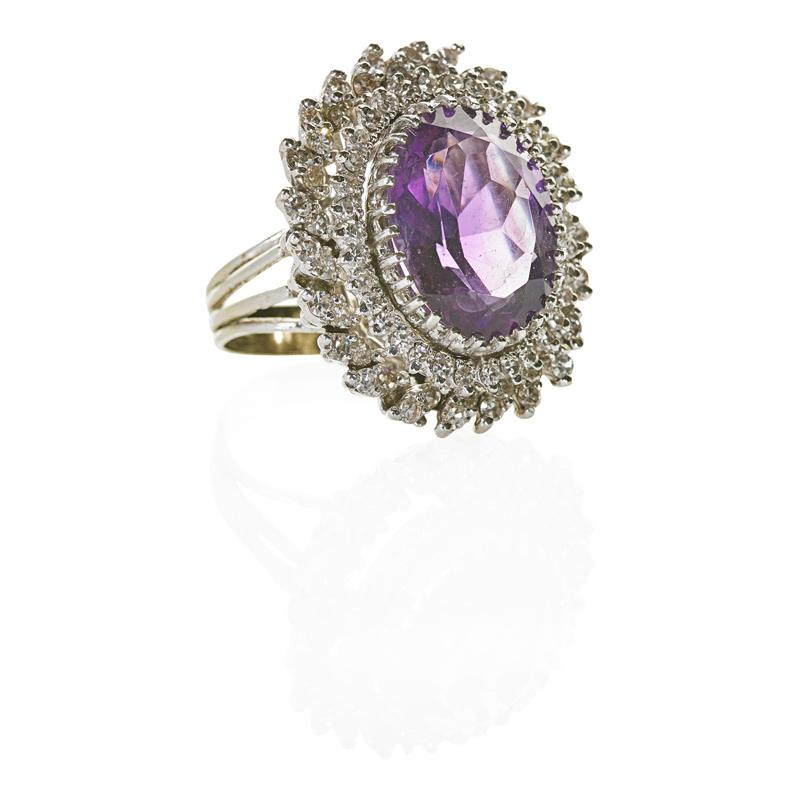 Appraisal: AMETHYST AND DIAMOND K GOLD OVAL CLUSTER RING Condition Report