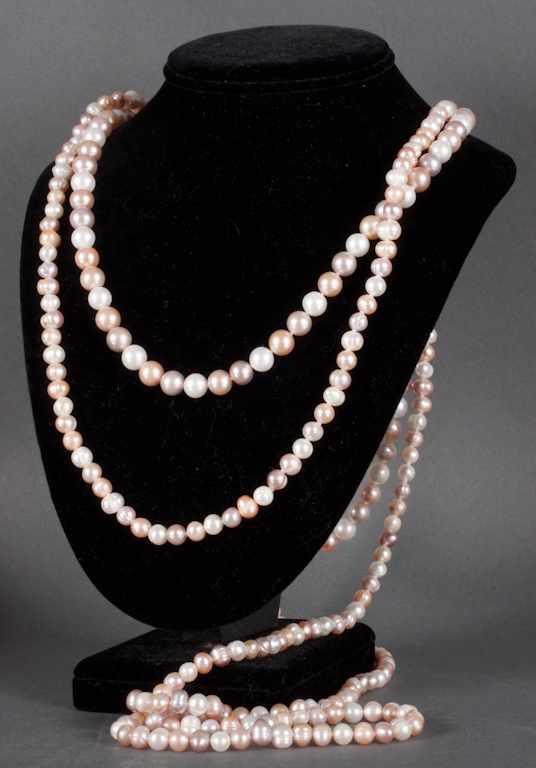 Appraisal: Two pink and white cultured pearl necklaces pearls approximately mm