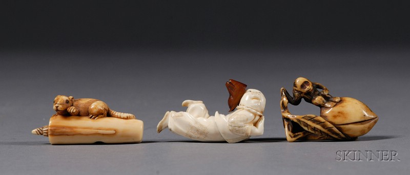 Appraisal: Three Netsuke th century a mouse with a candle a